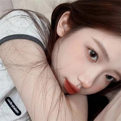 克莱尔的相机